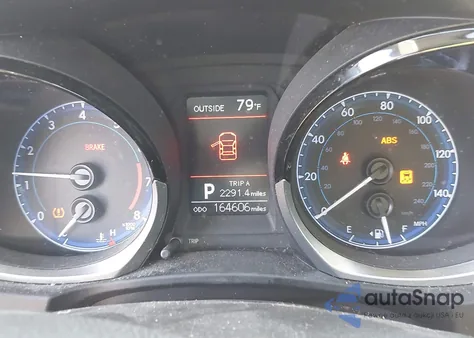 2015 Toyota Corolla S Plus z USA, uszkodzony, nr VIN 5YFBURHE0FP273861